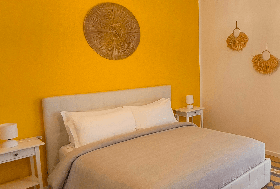 Camera Gialla - Photo 1